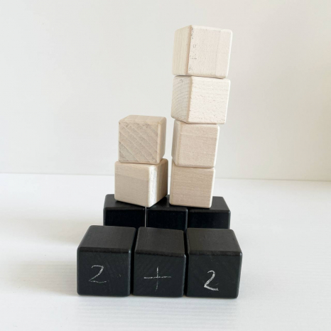 Кубики деревянные черно-белые 4х4 (12шт) РУДИ