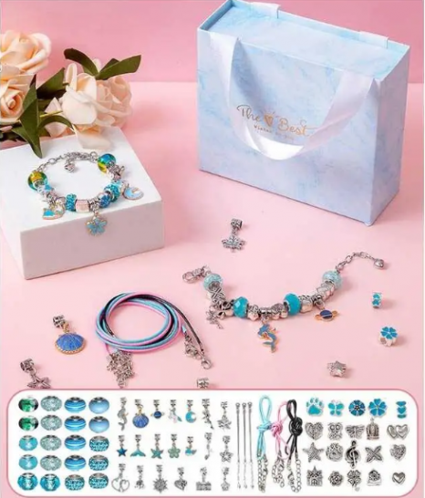 Набор украшений DLS 1103 "Голубой бокс", браслеты, бусины, подвески, в коробке.
