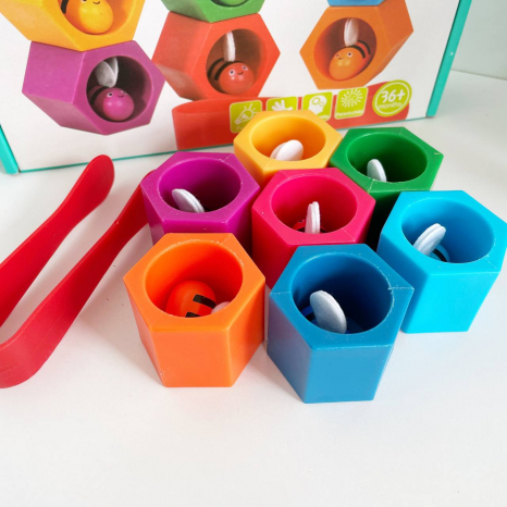 Дитяча іграшка - сортер "Бджілки" (соти). 2305-48