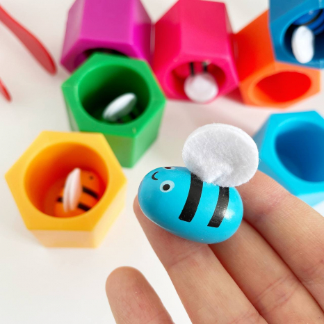 Дитяча іграшка - сортер "Бджілки" (соти). 2305-48