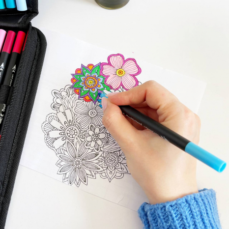 Набір двосторонніх маркерів (маркер - пензлик та лайнер) Color Pencil 100 кольорів, DW-100 в пеналі