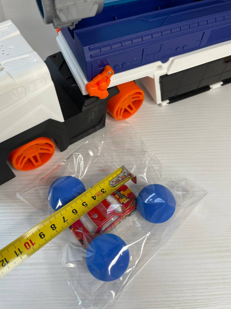 Набір Вантажівка з пушкою та транспортом, E7007-3