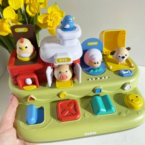 Інтерактивна іграшка для малюків Галаслива ферма з віршами, пісні, рухомі тварини