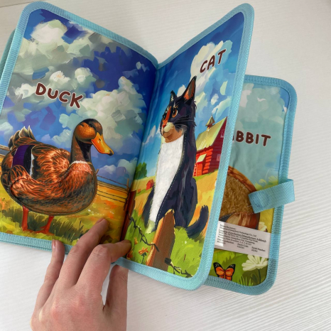 Книга тактильна (текстурні вставки) для малюків Свійські тварини