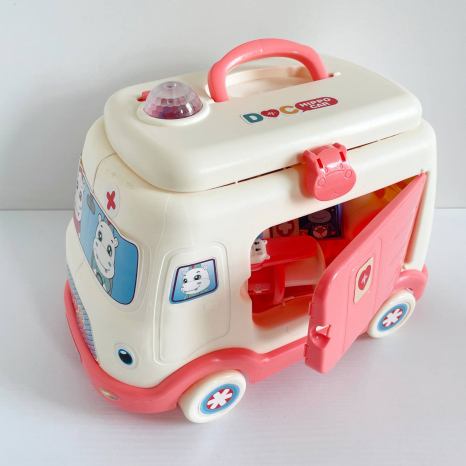 Набір лікаря у рожевій валізі- машинці з світловими ефектами  HZ 889 B - 1