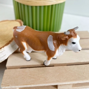 Фигурка Корова в индивидуальной упаковке (цена за 1 шт.) JS 20-4