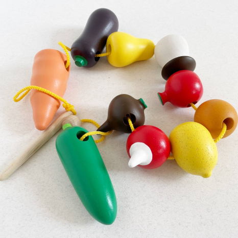 Дерев'яна Шнурівка Фрукти та овочі, ТМ KomarovToys К 141