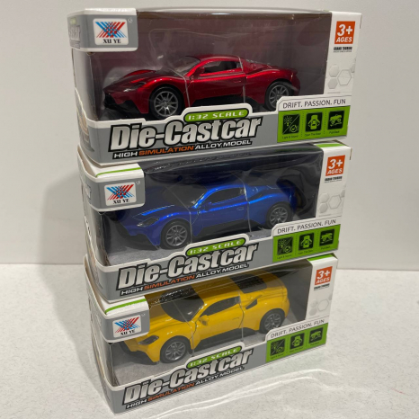 Детская игрушка Металлическая инерционная машинка Спортивное авто (свет, звук), масштаб 1:32