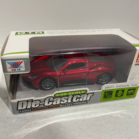 Детская игрушка Металлическая инерционная машинка Спортивное авто (свет, звук), масштаб 1:32