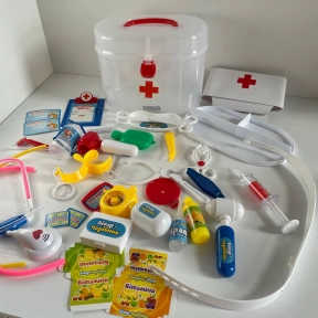 Уценка!!(без очков) Набор доктора стетоскоп, шприц, очки, 36 предметов в чемодане M 0461 U/R