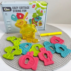 Логическая игра: шнуровка, пирамидка, прорезыватель, погремушка Замочек и ключики M 10 F