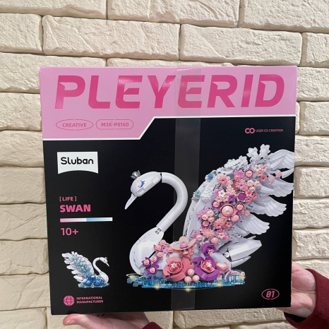 Пластиковий конструктор Лебідь зі світловими ефектами SLUBAN M38-P8160
