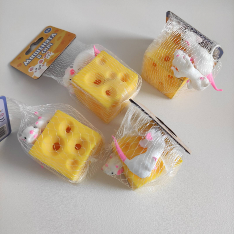 Игровой набор - антистресс Сыр и мышки  MC0621