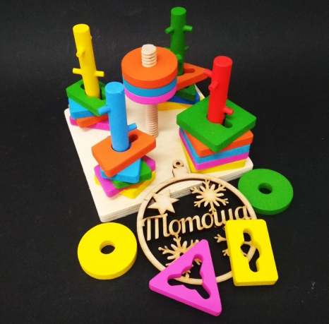 Дерев'яна іграшка Логічна пірамідка ключ, сортер (Логічна пірамідка) MD0061