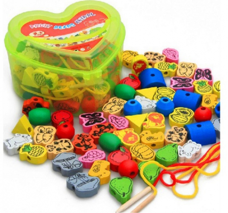 Деревянная шнуровка - бусы в чемоданчике "Сердце" Ассорти