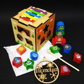 Деревянный сортер многофункциональный куб c ксилофоном MD 1082