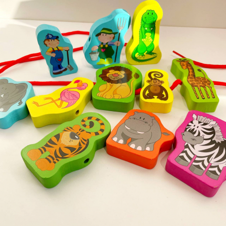 Дерев'яна іграшки шнурівка з крупними деталями MD 1263 тварини Африки
