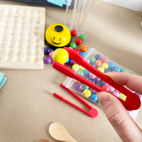 Дерев'яна іграшка на швидкість реакції (мозаїка) із картками, дерев'яними кульками, дзвінком та колбочками