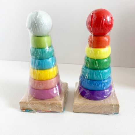 Дерев'яна пірамідка 7 деталей 14 см