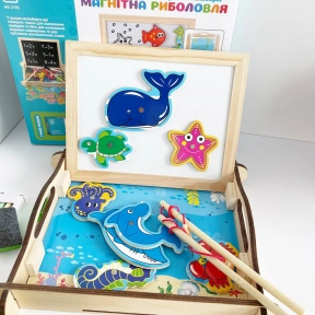 Деревяна іграшка Магнітна риболовля в коробі + магнітна дошка з набором магнітів MD 2139