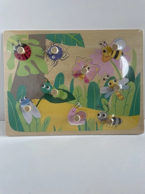 Дерев'яна рамка-вкладиш з ручкою Комашки MD 2653