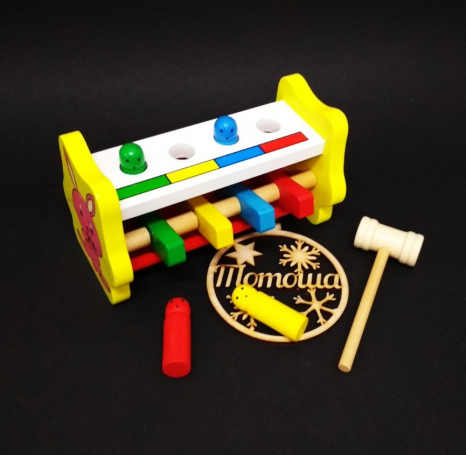 Дерев'яна іграшка стукалка літаючі чоловічки Цвяхи