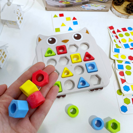 Гра Сова сортер, 2 ігрових поля, геометричні фігури, картки, 32 шт. ME-104