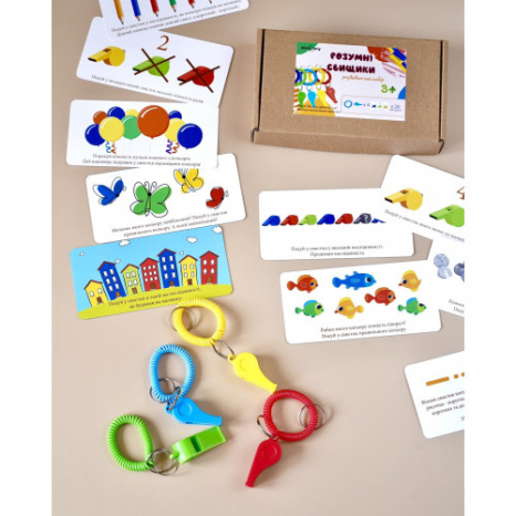 Дитяча настільна гра Розумні свищики з картками завданнями