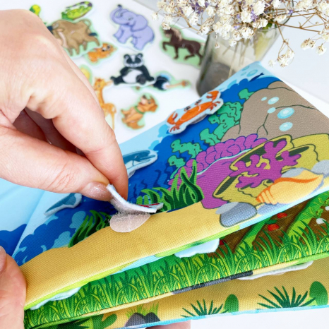 Книжка м'яконабивна розвиваюча з липучками з фетр Тварини