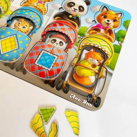 Сортер-вкладиш "Звірі у візочках" Ань-Янь. ПСД176