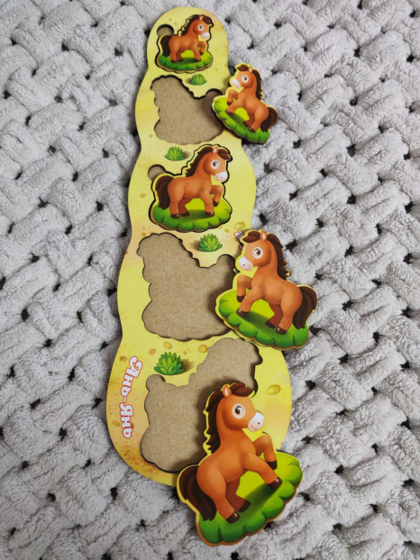 Деревянная рамка-вкладыш больше-меньше Лошадки Ubee ПСФ065