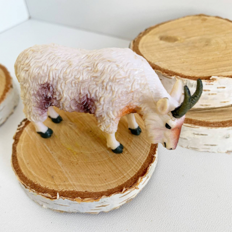 Фігурки тварин Свійські тварини Козел  Q9899-ZJ38 в індивідуальному пакуванні (ціна за 1 шт)