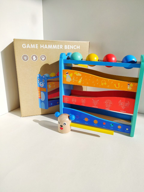 Дерев'яна іграшка Стукалка, сортер за кольорами з молотком