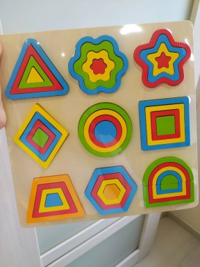 Логічна гра Геометричні фігури вкладки та мозаїка