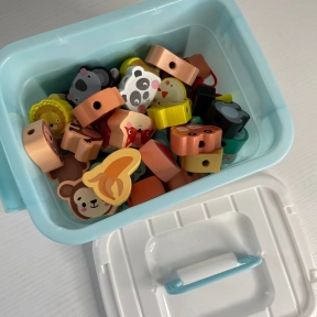 УЦЕНКА!!! Деревянная шнуровка фигурки с транспортом дорожными знаками, животными, фруктами и овощами