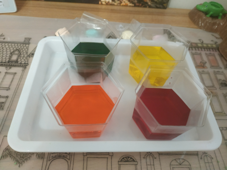 Набір для дослідів Зростаючі кристали Динозаври SD558