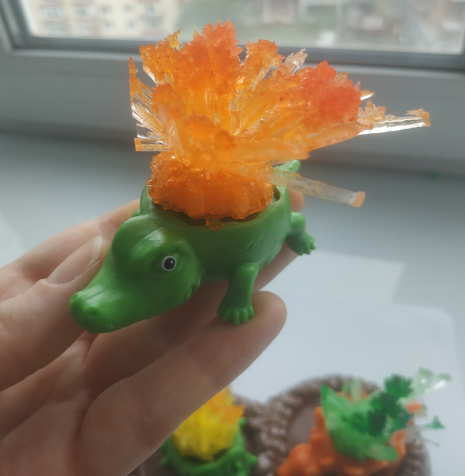 Набір для дослідів Зростаючі кристали Динозаври SD558