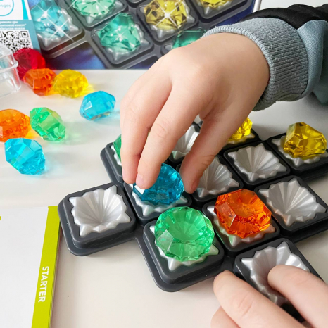 Настільна логічна гра головоломка Діамантовий квест SmartGames SG 093