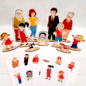 Набір фігурок на підставці Сім'я