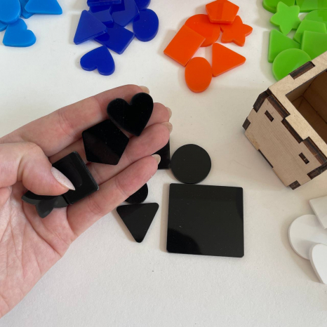 Дерев'яний сортер набір кольорових кубиків з віконцями та геометричними фігурами SP