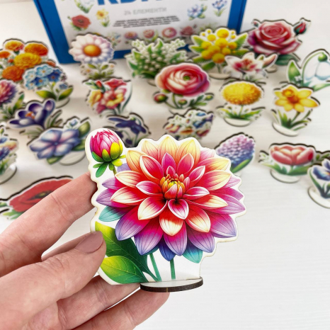 Набір дерев'яних фігурок на підставках Квіти