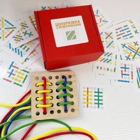 Шнуровка с узорами и цветными шнурками SP