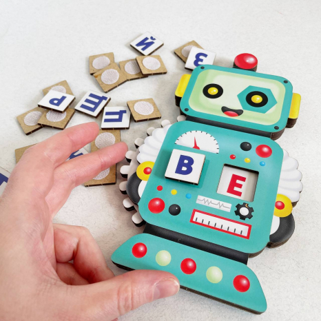 Развивающая игра Учимся читать по слогам (тренажер) Робот