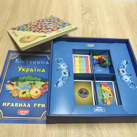 Настольная игра "Викторина Украины" от Artos.