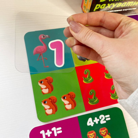 Настольная игра с пластиковыми карточками "Учимся считать" VT1302-29 Vladi Toys
