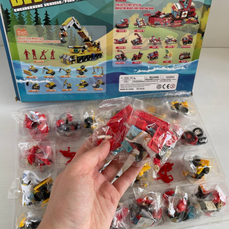 Адвент-календар конструктор Будівельна та пожежна  техніка (24 віконця) W 02