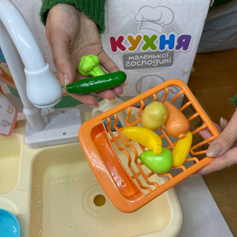 Ігровий набір Кухня маленької господині, мийка (вода лиється)