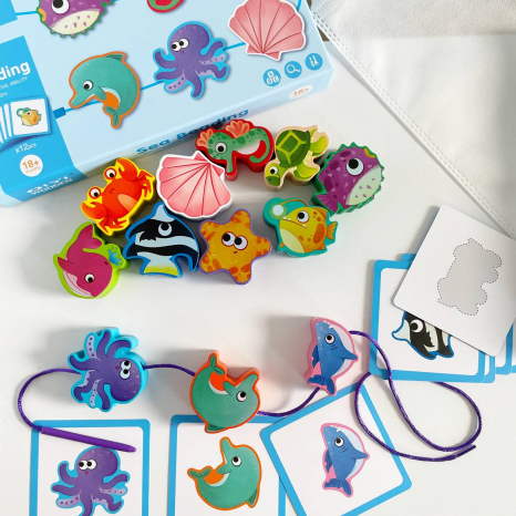 Дерев'яна іграшка шнурівка намисто з картками Морські мешканці