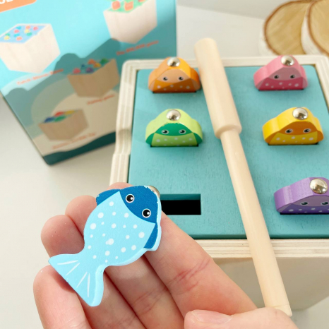 Дерев'яна багатофункціональна іграшка Монтессорі 5 в 1: риболовля, вкладиші, сортер WD13016