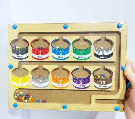 Дерев'яна іграшка WD13022 магнітний сортер-блансир рахунок у коробці р. 26,5*19,5 см.